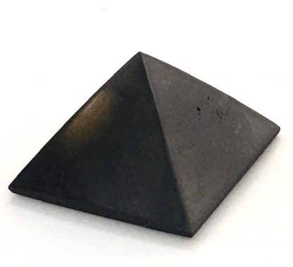 Shungiet pyramide 3 cm