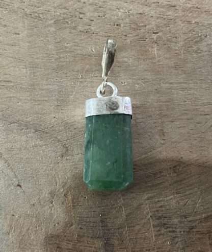 Jade hanger zilver 925 gehalte