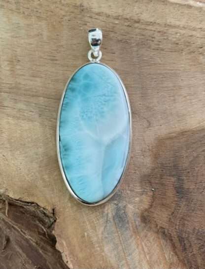 Larimar hanger ovaal gezet in zilveren 925 gehalte