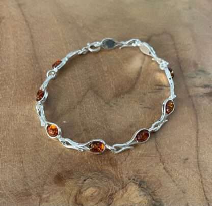 Barnsteen / amber armband gezet in zilver 925 gehalte