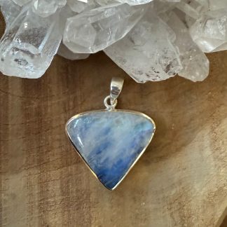 Maansteen hanger gezet in zilver 925 gehalte