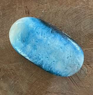 Bleu ice uit Sumatra handsteen