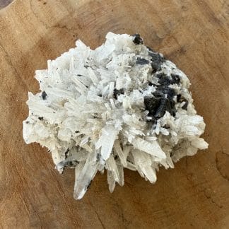 Bergkristal met toermalijn
