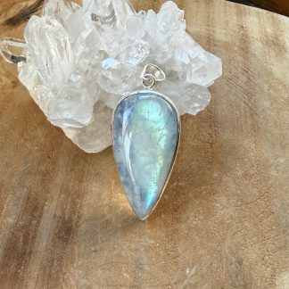 Maansteen hanger gezet in zilver 925 gehalte