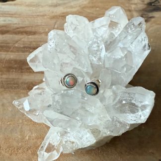 Opaal oorbellen gezet in zilver 925 gehalte